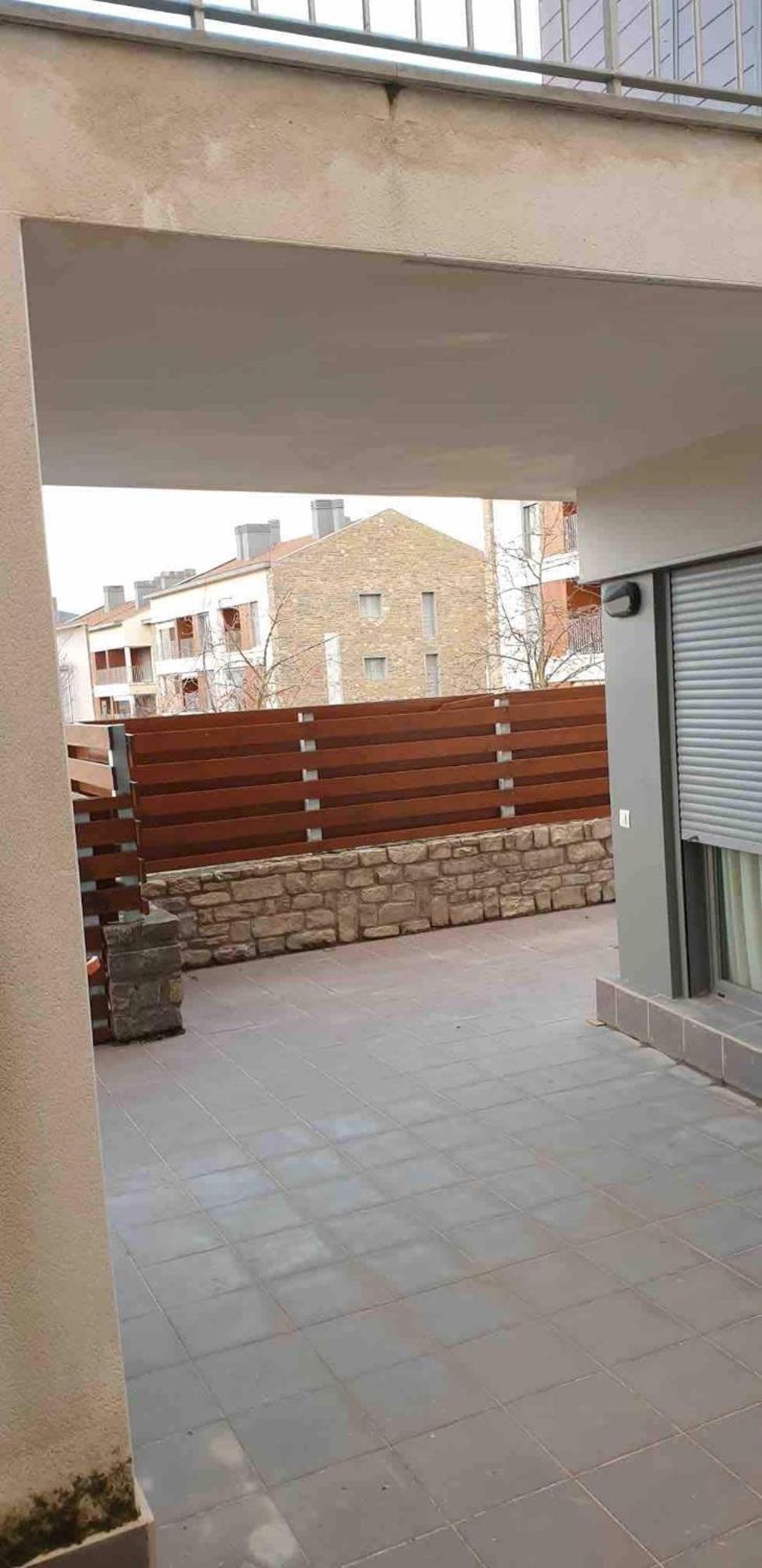 Chalet Adosado Entero, Bbq Y Piscina Comunitaria Sabinanigo Exterior photo